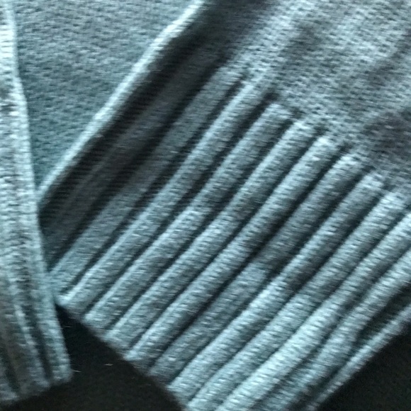 New in bag sweater - Picture 4 of 4